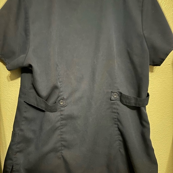 2 navy blue scrub tops M - Picture 5 of 7
